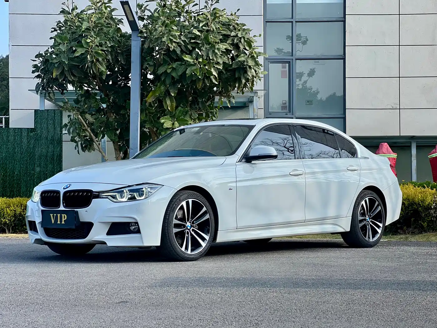 BMW 3 Series 2019 320Li M Luxury Package