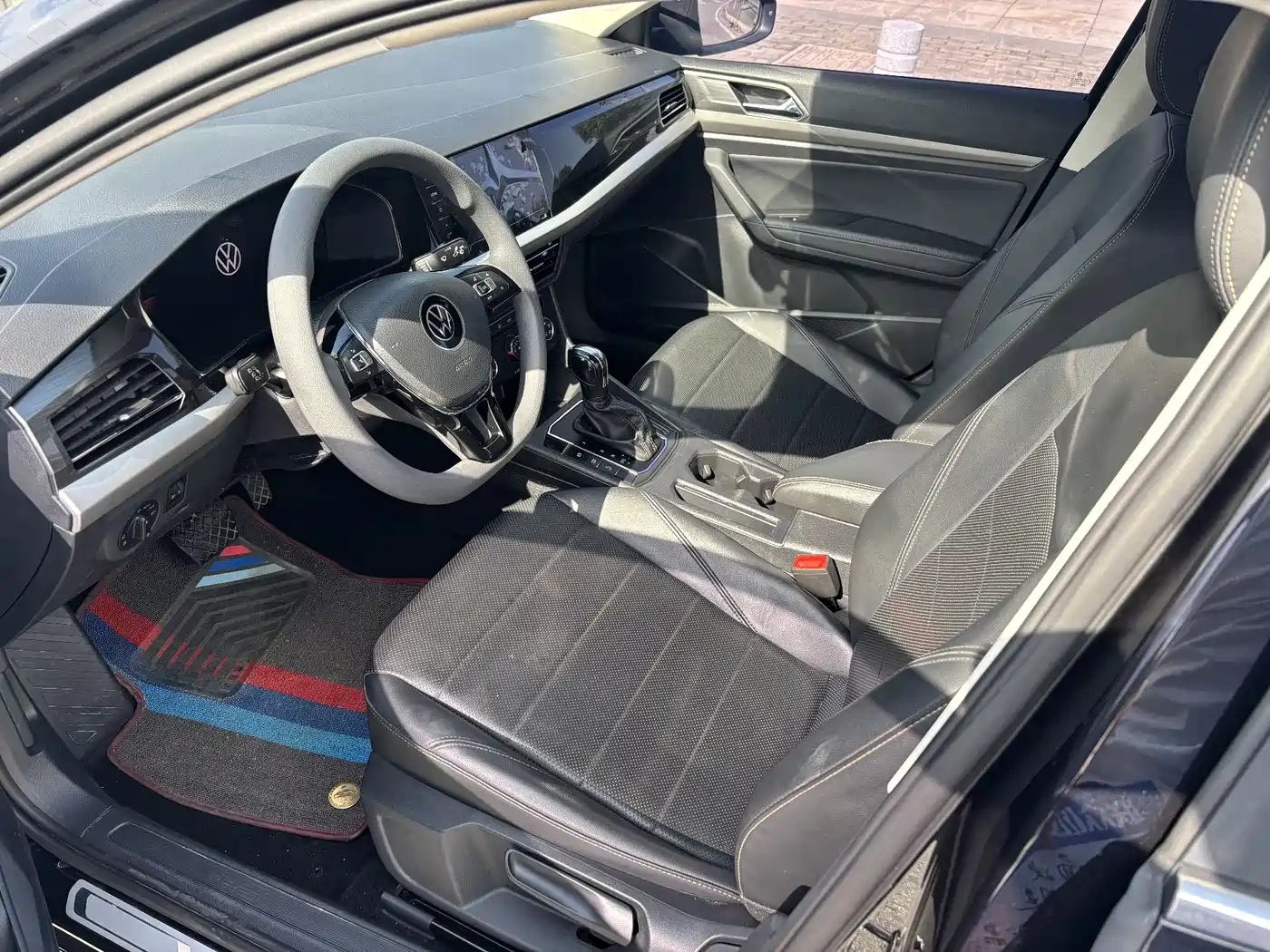 Volkswagen Lavida 2022 1.5L Auto Comfort Edition фото 9