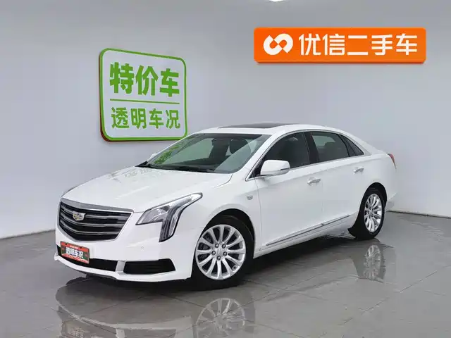 CADILLAC XTS