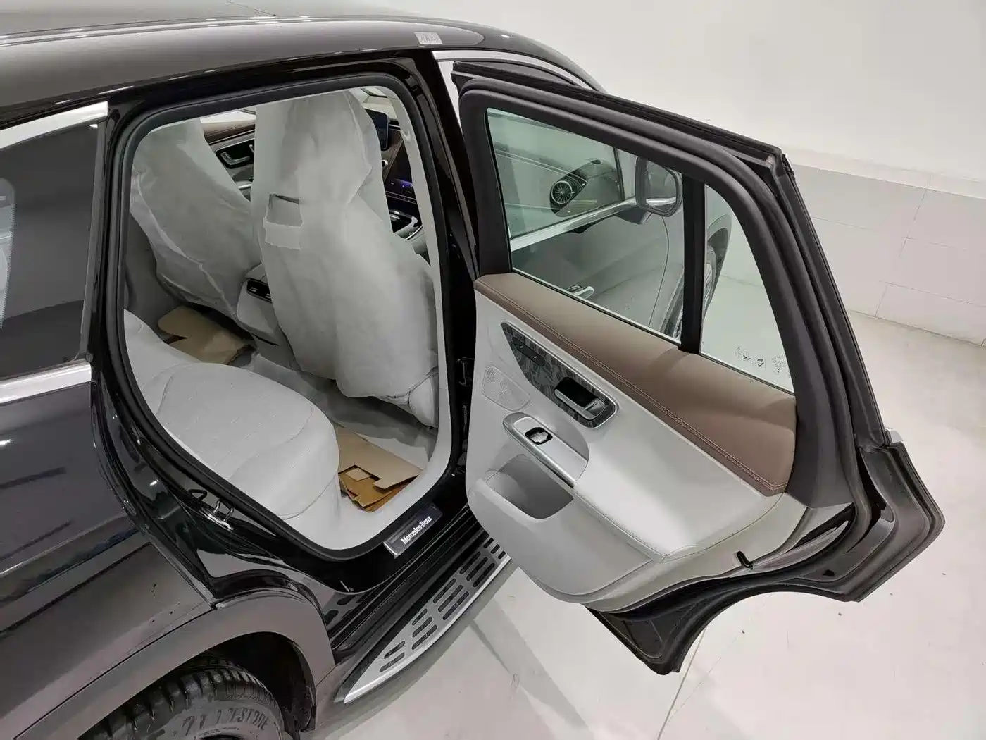 Mercedes-Benz EQE SUV 2024 500 4MATIC Pioneer Edition фото 19