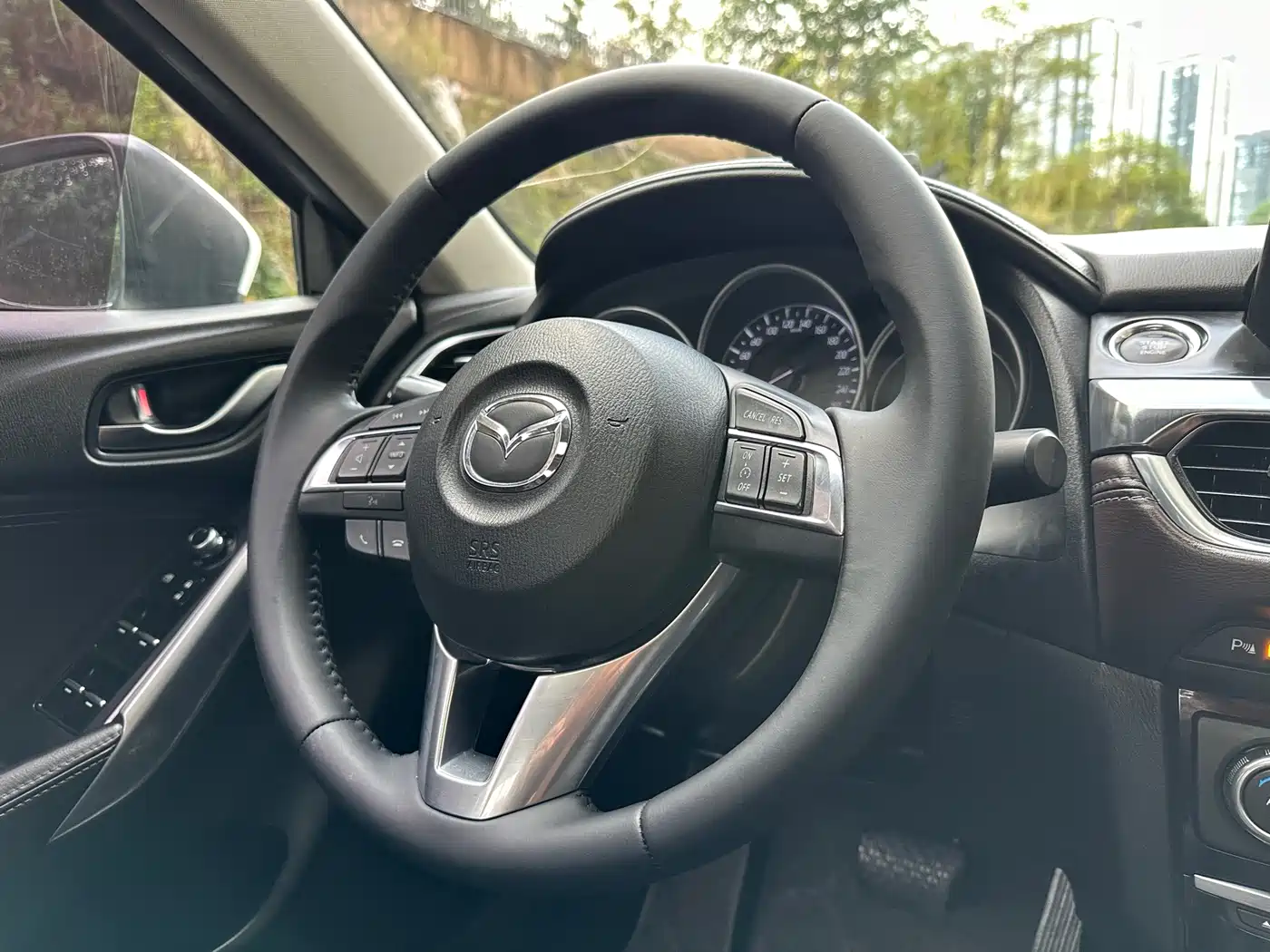 Mazda Atenza 2017 2.5L Skyactiv-G Premium фото 18