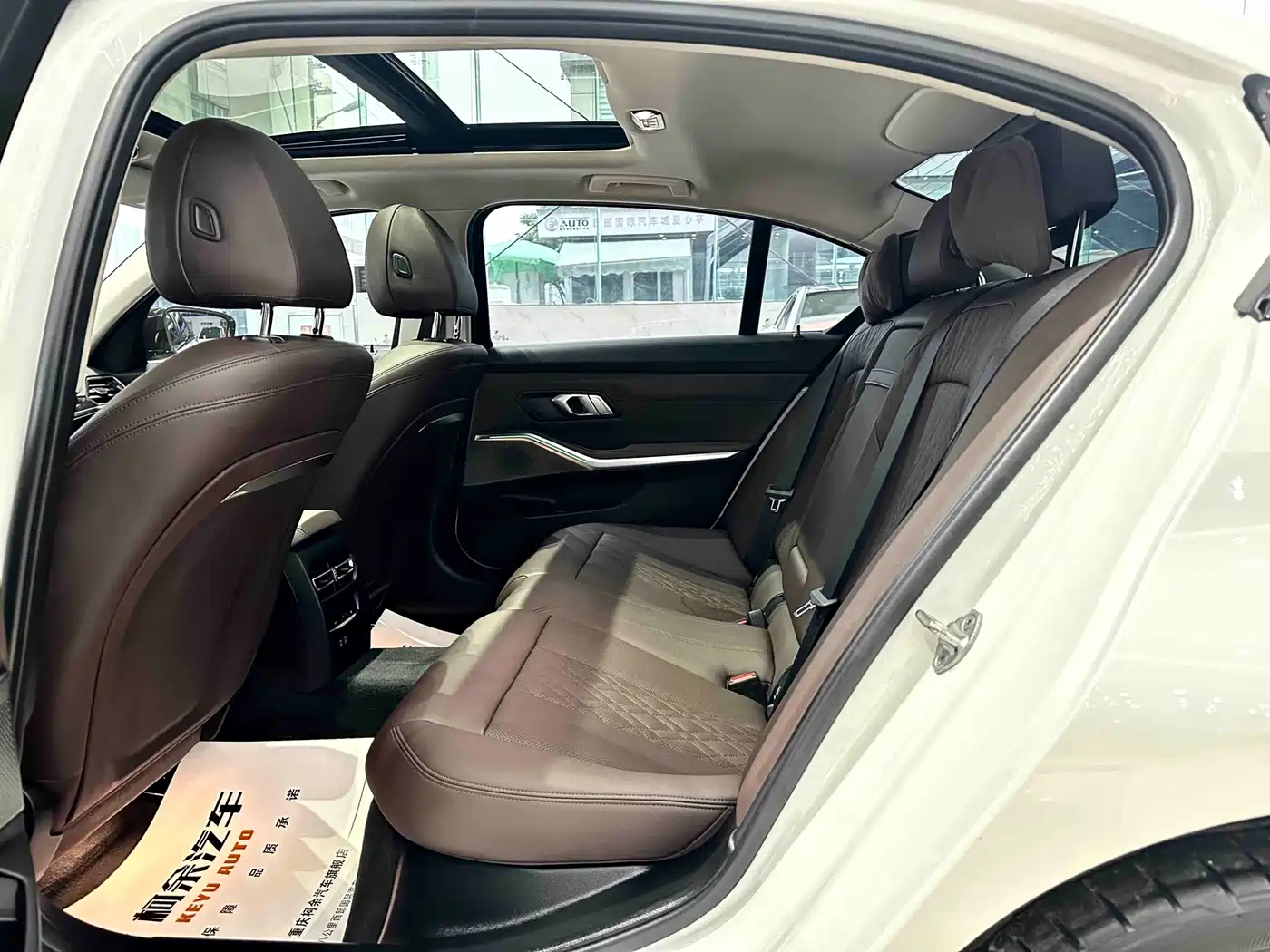 BMW 3 Series 2023 325Li M Sport Package фото 11