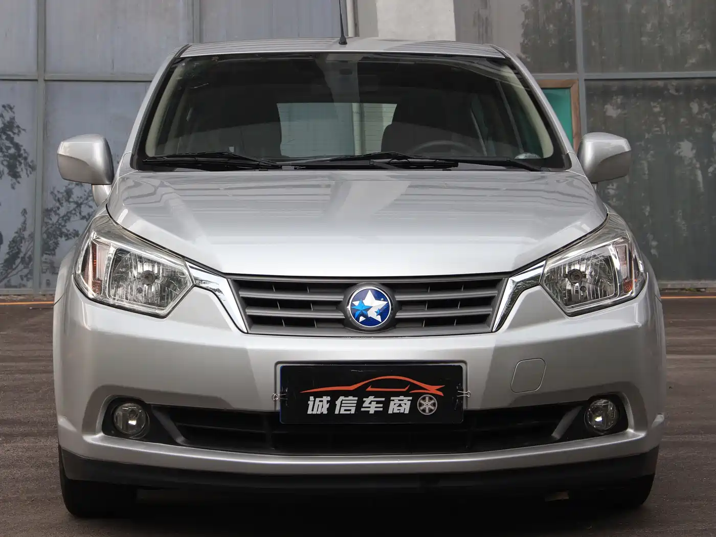 Venucia R50 2014 2013 1.6L Auto Fashion