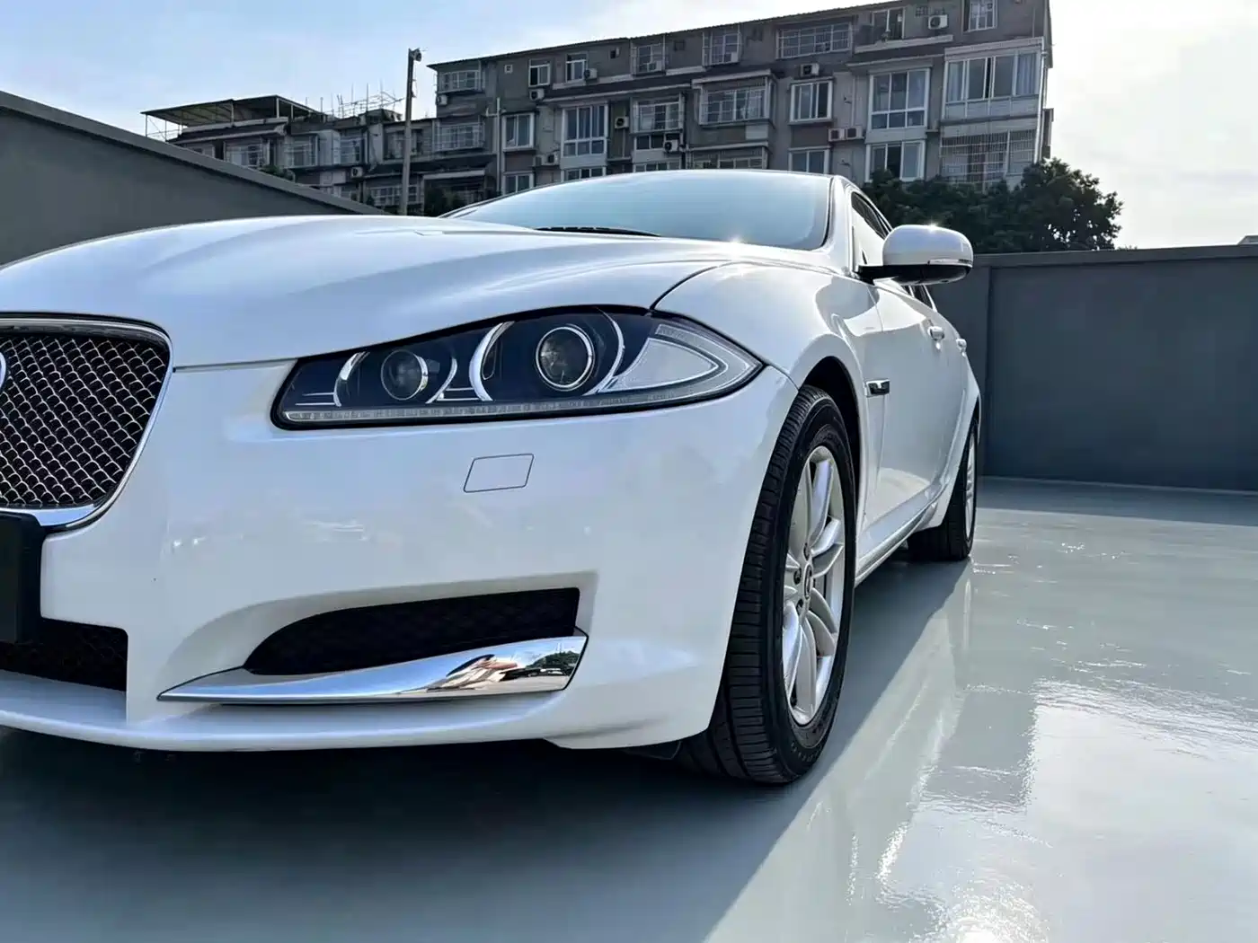 Jaguar XF 2015 XF 2.0T Style Edition фото 7