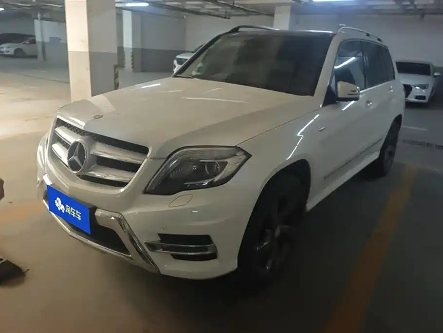 Mercedes-Benz GLK-Class 2015 GLK 260 4MATIC Fashion Ultimate Edition