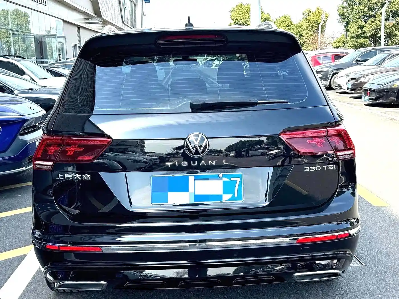 Volkswagen Tiguan L 2021 330TSI Automatic 2WD R-Line Premium фото 15