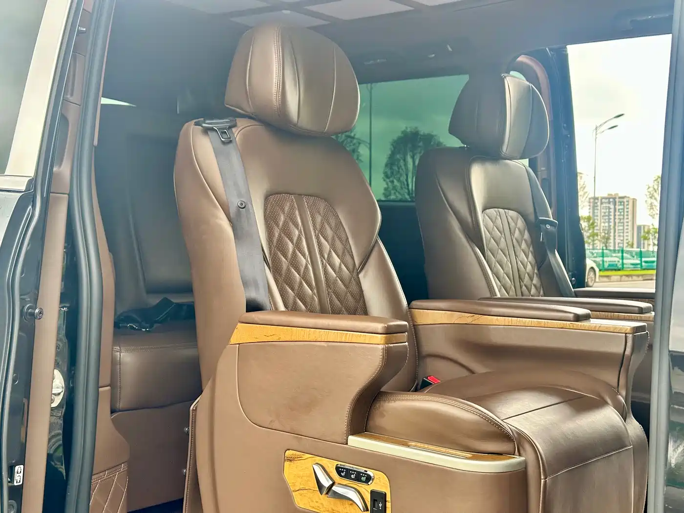 Mercedes-Benz Vito 2018 2.0T Business China V фото 30