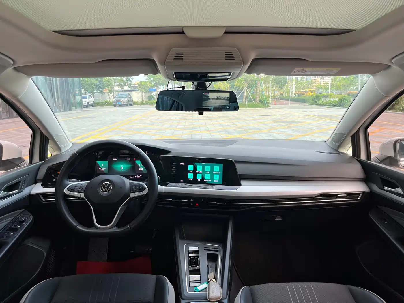 Volkswagen Golf 2021 280TSI DSG 30th Anniversary Edition фото 8