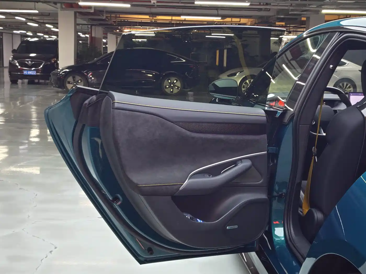 XIAOMI CAR XIAOMI SU7 ULTRA