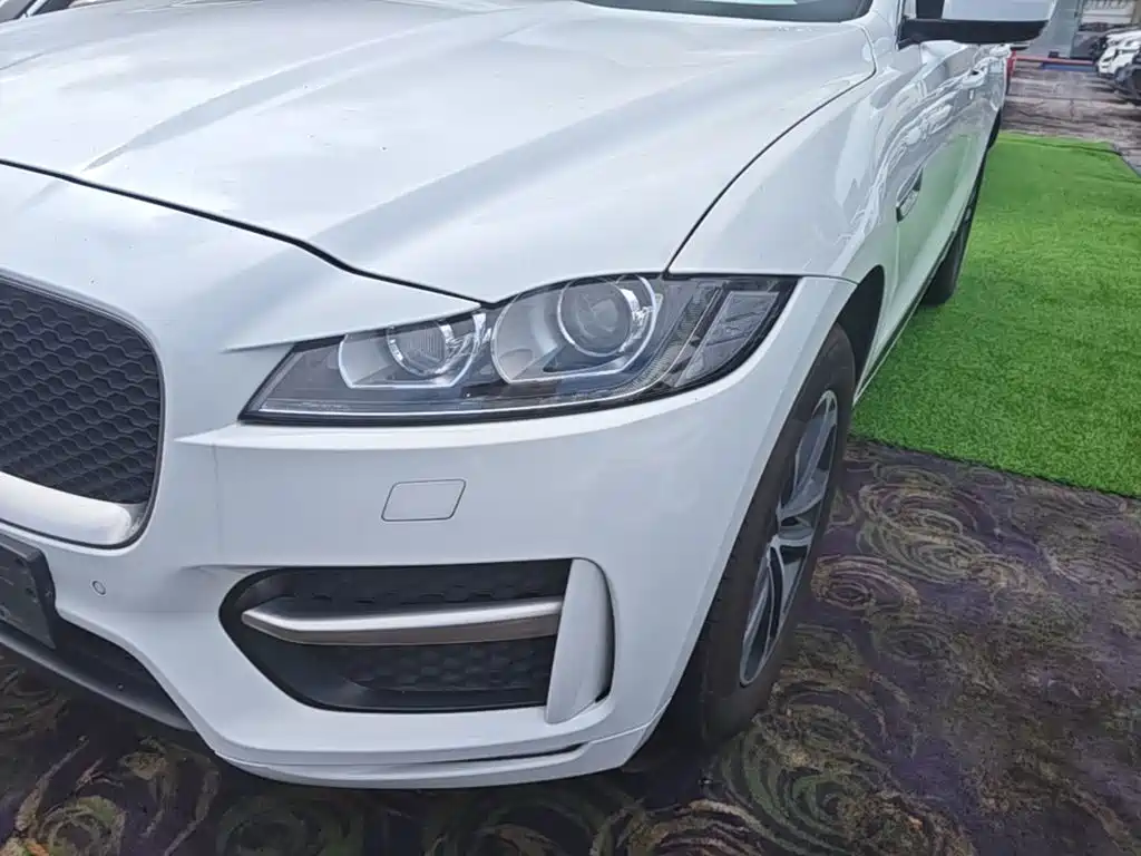 Jaguar F-PACE 2017 2016 2.0T FWD R-Sport Edition