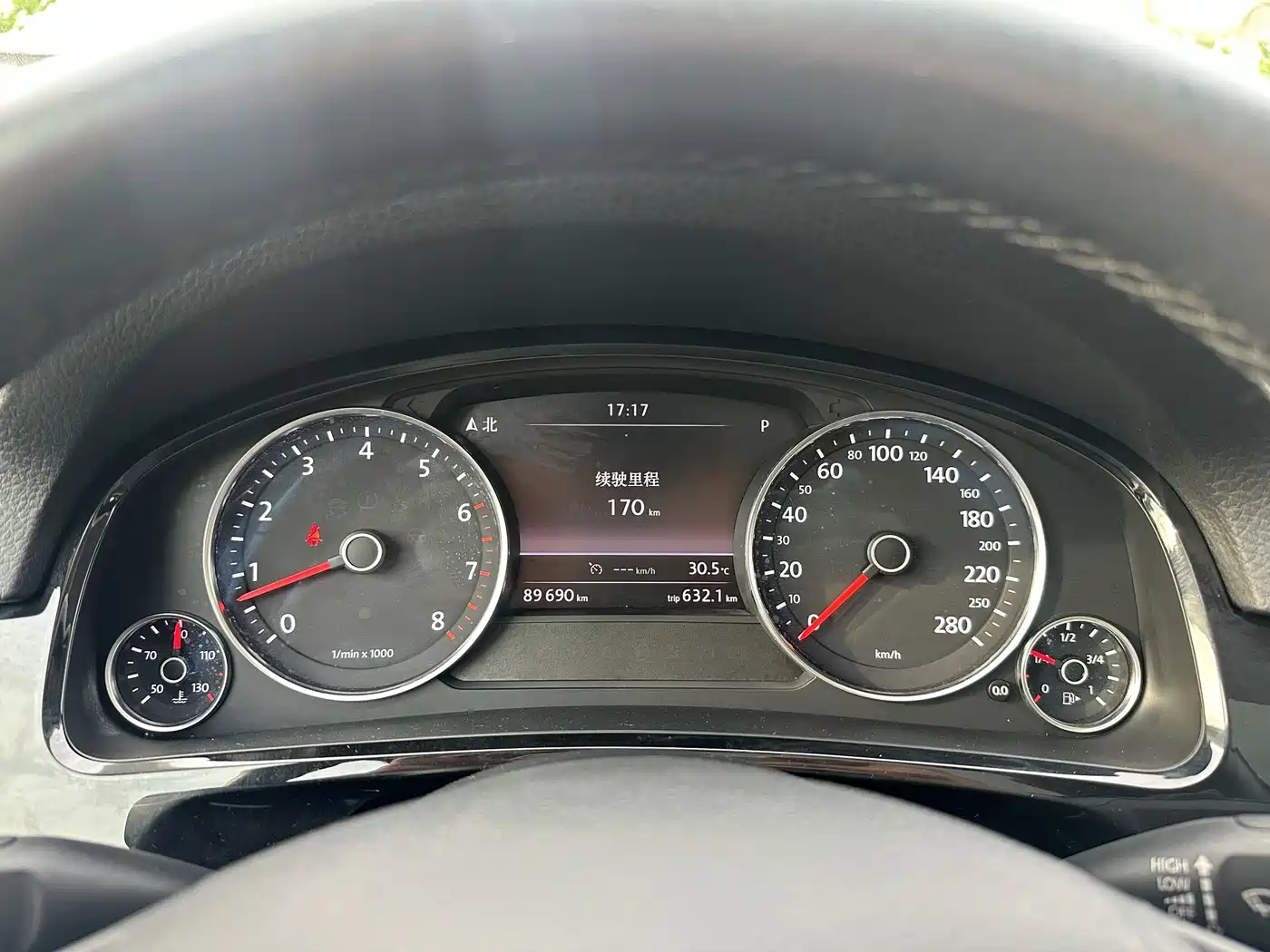 Volkswagen Touareg 2017 3.0TSI Explorer Edition фото 20