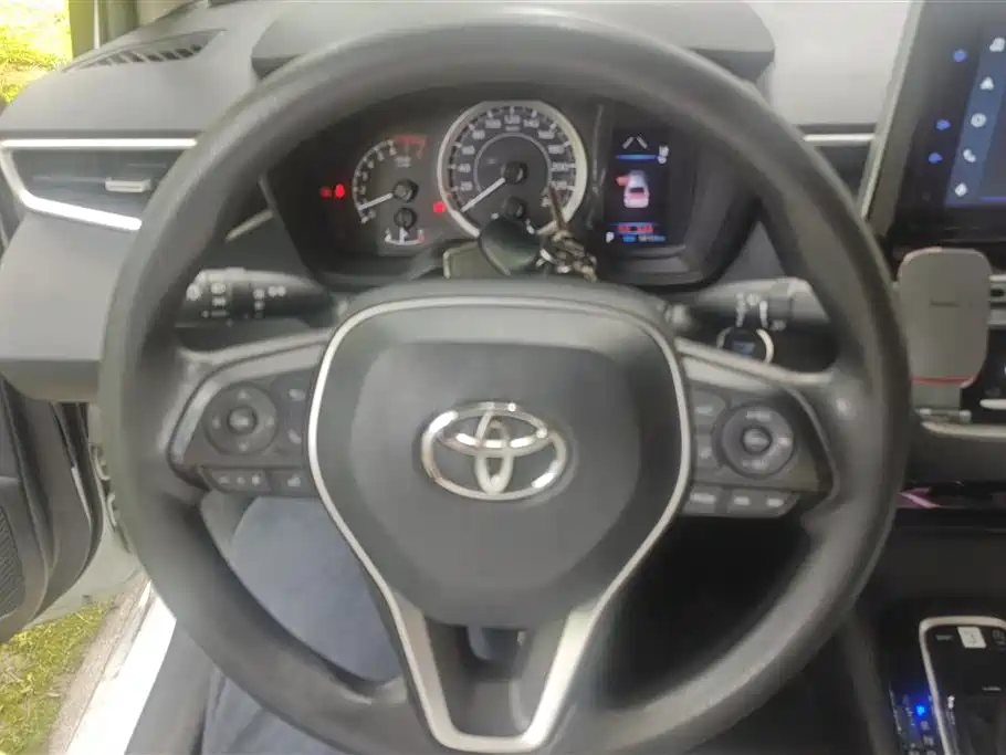 Toyota Corolla 2021 1.2T S-CVT Elite PLUS Edition фото 14