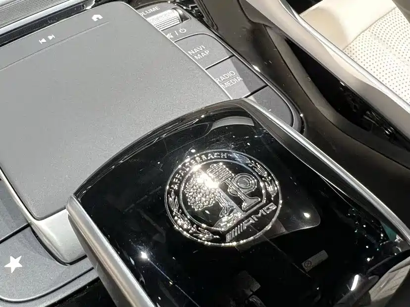 Mercedes-Benz GLS AMG 2024 AMG GLS 63 4MATIC+ фото 8