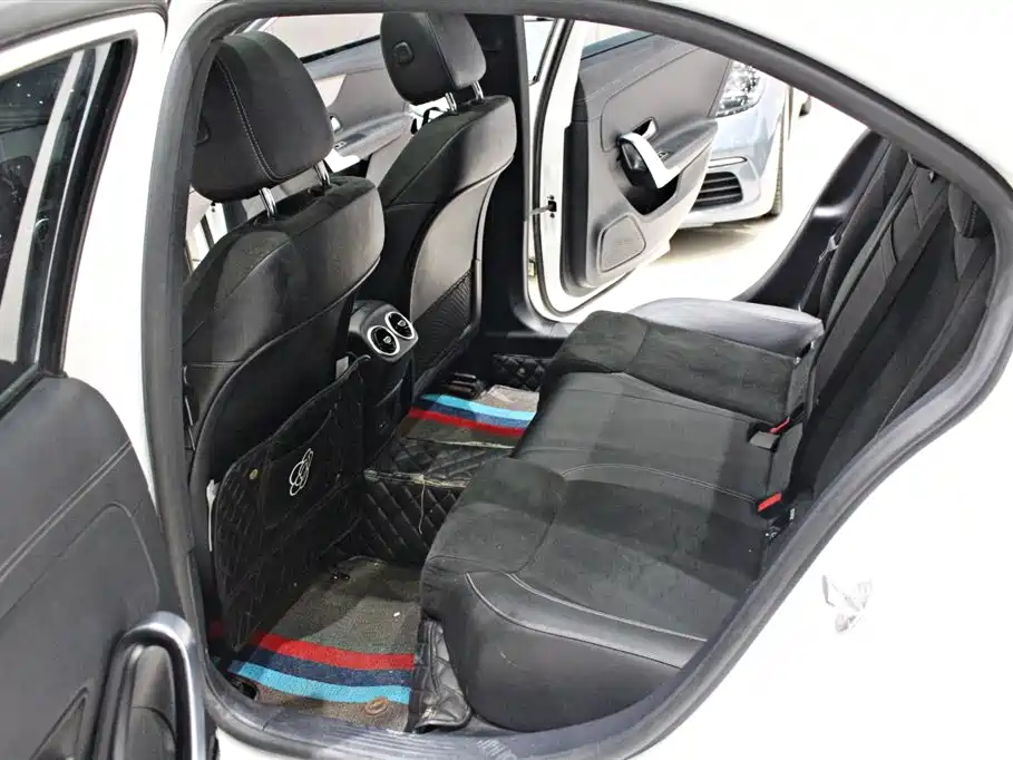 Mercedes-Benz A-Class 2020 A 200 L Sport Sedan фото 12