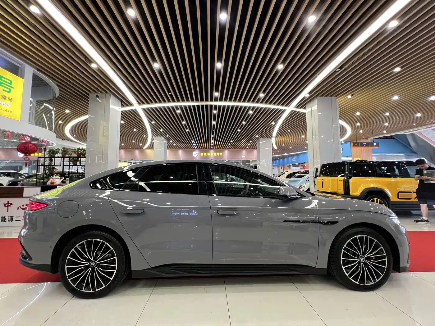 BYD Han 2025 DM-i Smart Driving Edition 125KM LiDAR Flagship фото 7