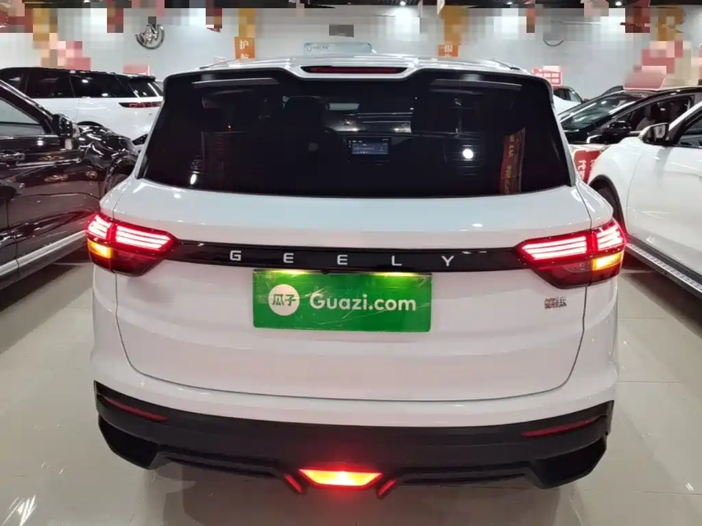 Фото 6 - Geely Coolray