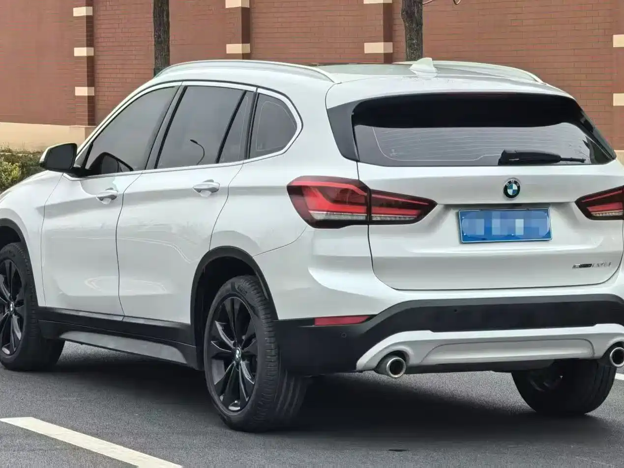 BMW X1 2021 sDrive20Li Fashion фото 8