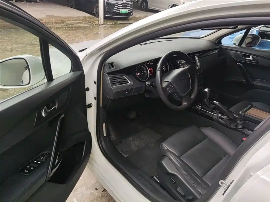 Peugeot 508 2013 2.0L 2nd Anniversary Auto Smart Edition фото 16