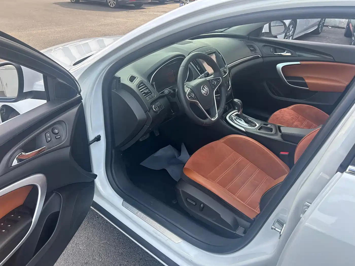 Buick Regal 2015 1.6T Elite Tech Edition фото 5