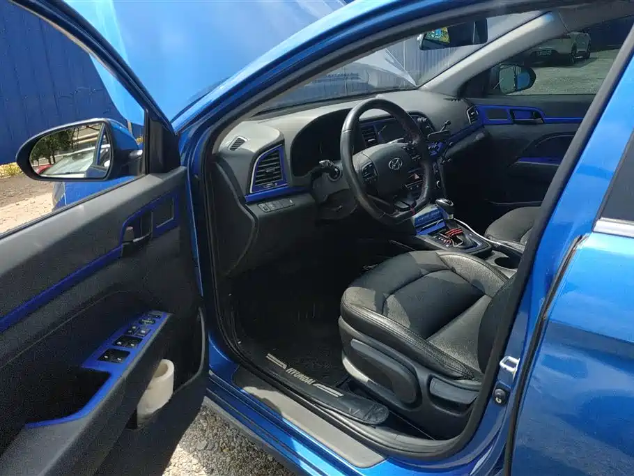 Hyundai Elantra 2018 1.4T DCT Dynamic·Vitality Model фото 9
