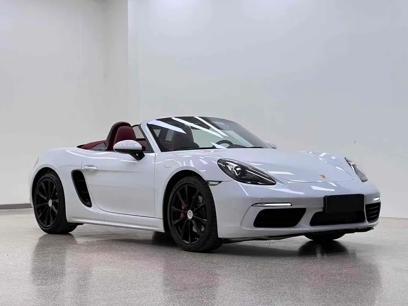 Porsche 718 2018 Boxster 2.0T фото 3