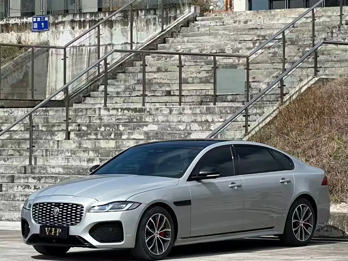 Jaguar XFL 2023 XFL 2.0T P250 2WD Elite Sport Gilded Edition фото 3