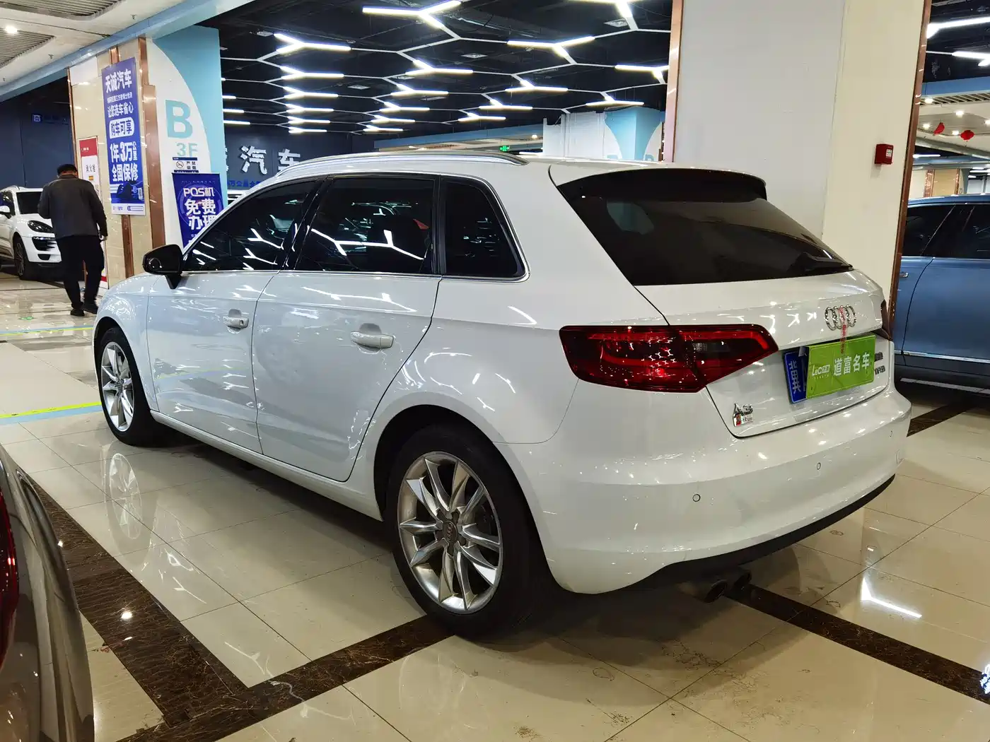 Audi A3 2016 Sportback 35 TFSI Style фото 5