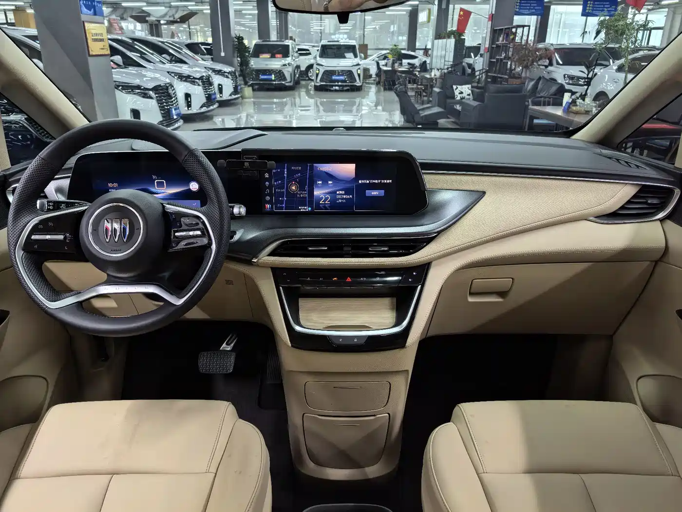 Buick GL8 2025 Land Business Class First Edition фото 4
