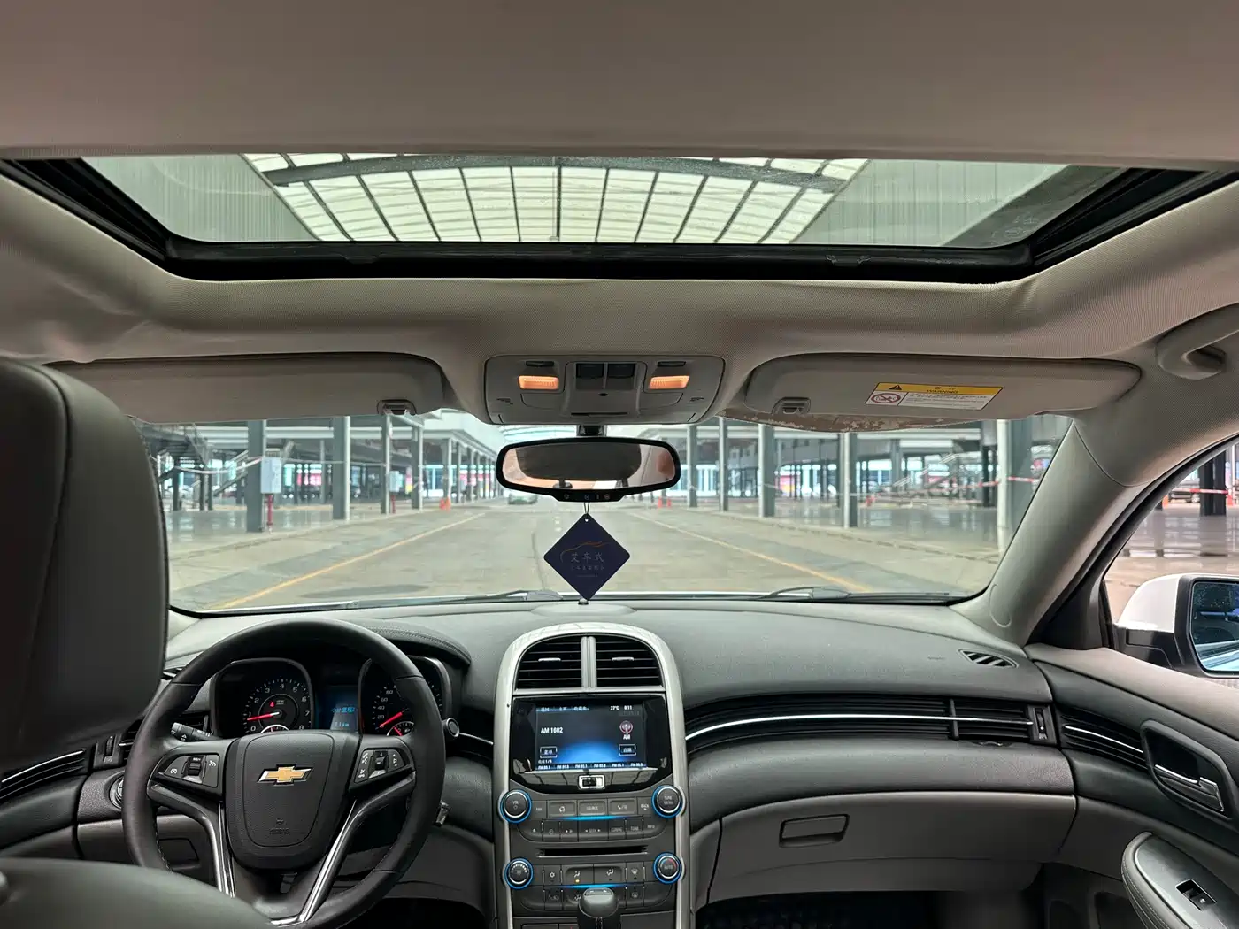 Chevrolet Malibu 2014 2.0L Automatic Luxury фото 10