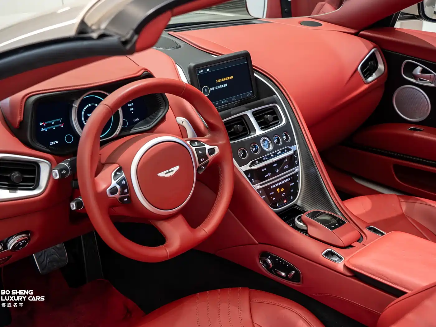 Aston Martin DB11 2019 4.0T V8 Volante фото 13
