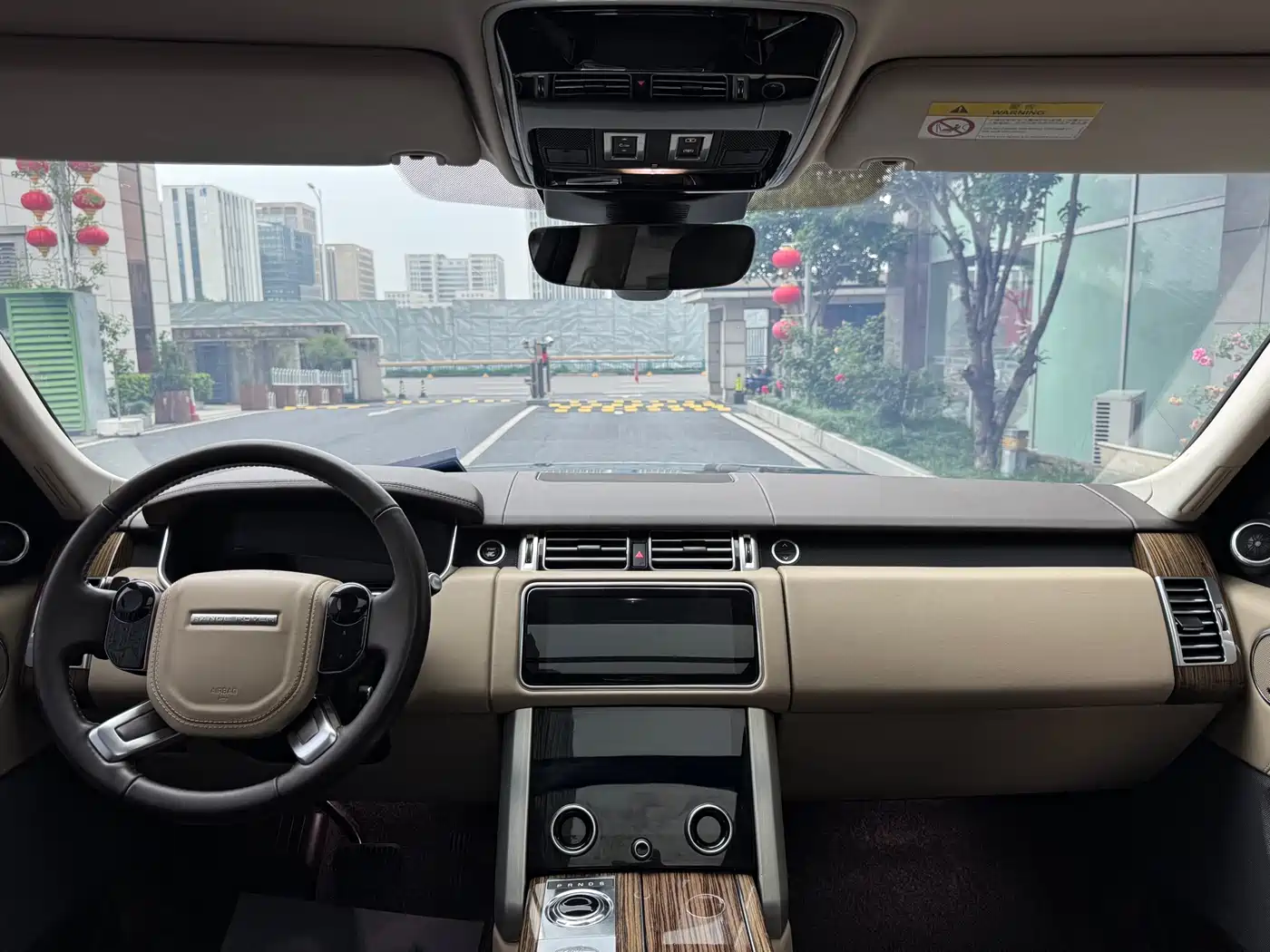 Land Rover Range Rover 2018 3.0 SC V6 Vogue Heritage Extended Edition фото 36