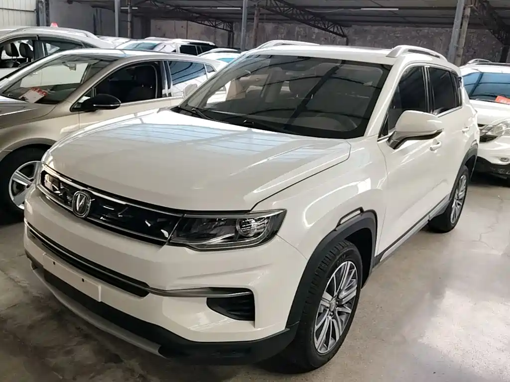 Changan CS35 PLUS 2018 2018 1.6L Automatic Smooth Connect China V