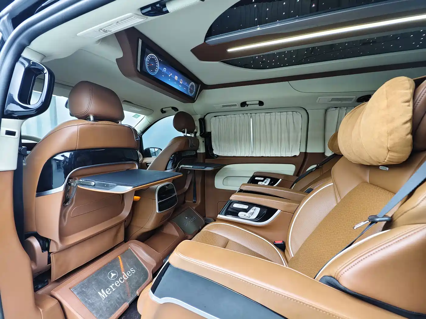 Mercedes-Benz Vito 2021 2.0T Business Edition 7-seater фото 13