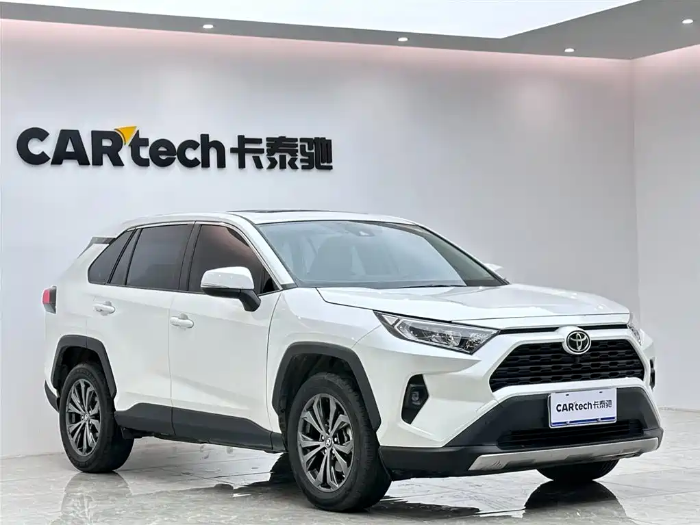 Toyota RAV4 Rongfang 2023 2.0L CVT 2WD Fashion Edition фото 6