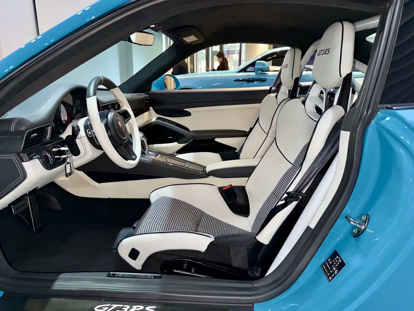 Porsche 911 2018 GT3 RS 4.0L фото 18