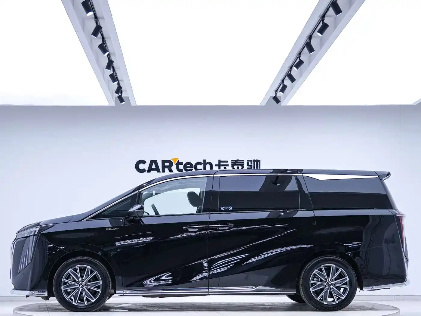 GAC Trumpchi Trumpchi M8 2024 Master Series Super Hybrid фото 4