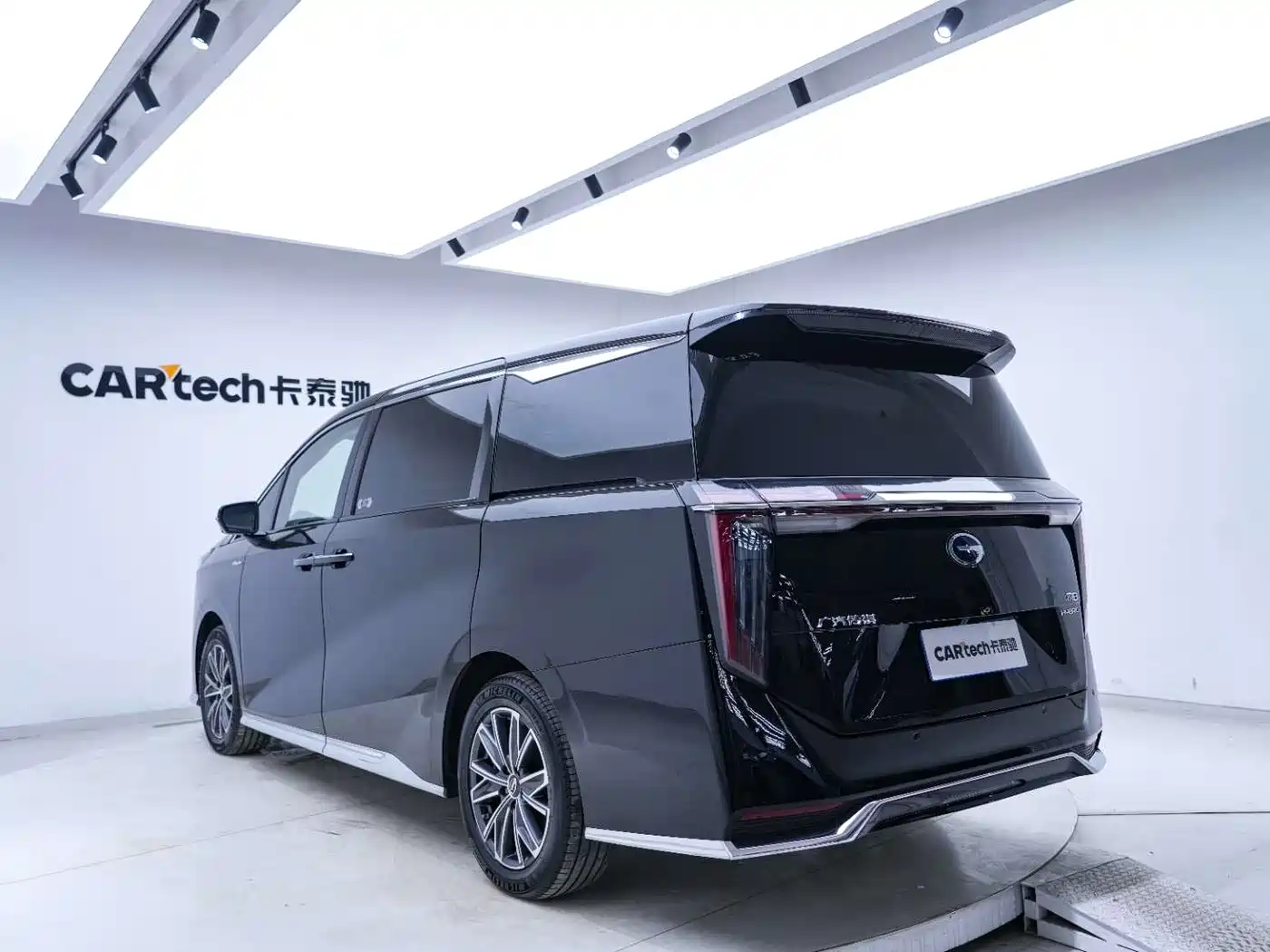GAC Trumpchi Trumpchi M8 2024 Master Series Super Hybrid фото 15