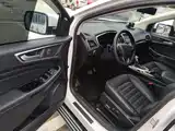 Фото 16 - Ford Edge