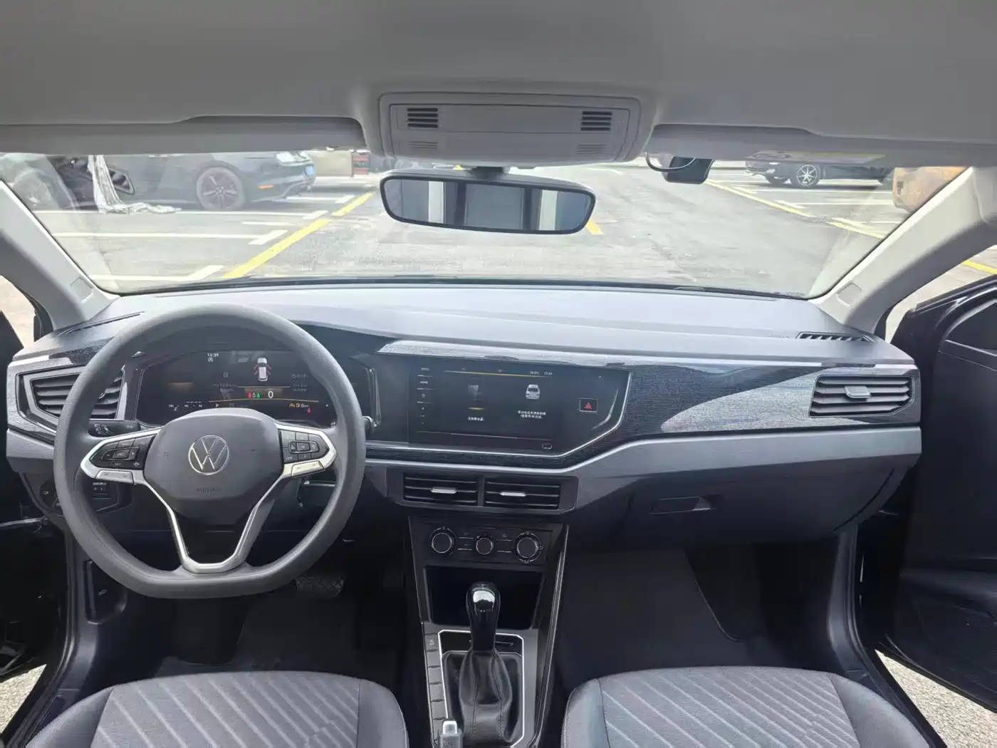 Volkswagen Lavida 2023 New Trend 1.5L Auto Aspiration Edition фото 11