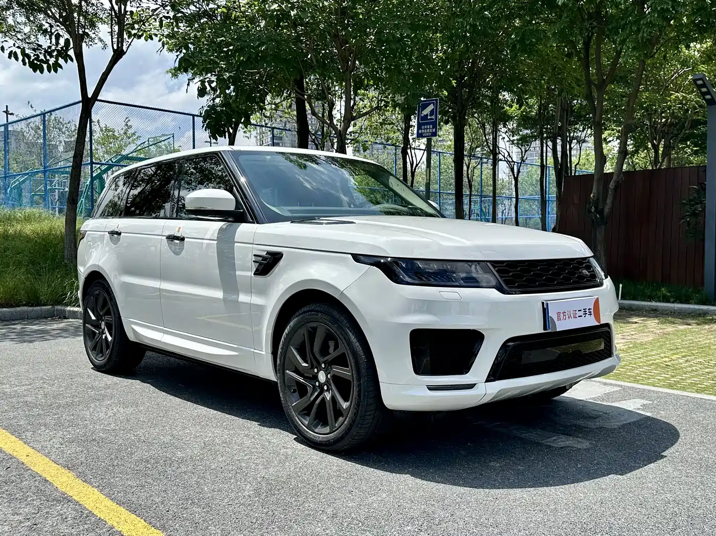 Land Rover Range Rover Sport 2020 3.0 L6 HSE DYNAMIC фото 3