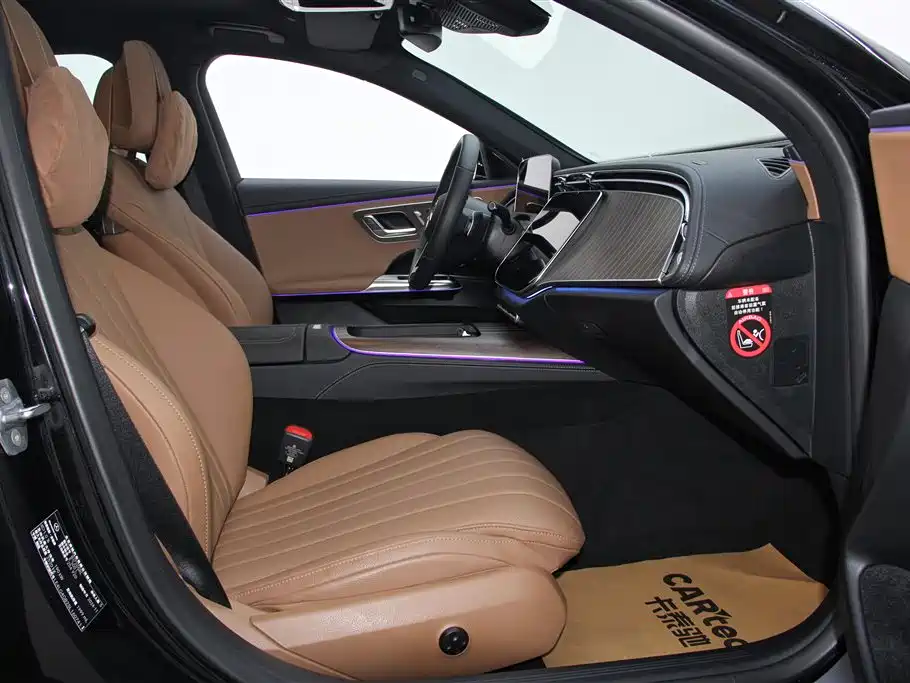 Mercedes-Benz E-Class 2025 E 300 L Fashion фото 32