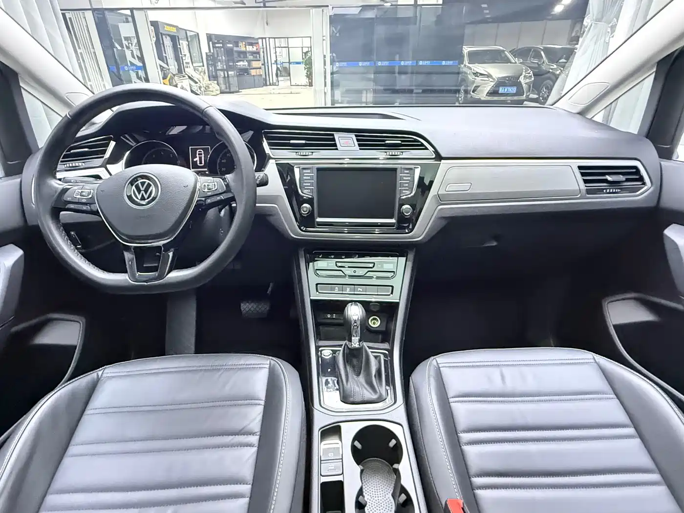 Volkswagen Touran 2023 2022 Touran L 280TSI DSG Explorer 6-seater