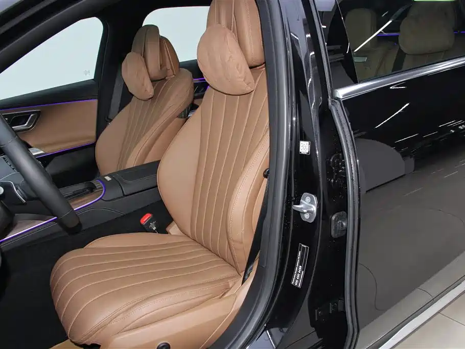 Mercedes-Benz E-Class 2025 E 300 L Fashion фото 24