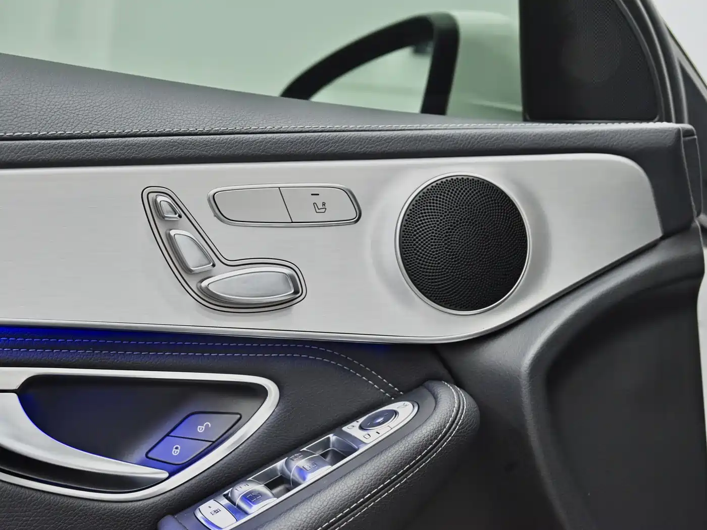 Mercedes-Benz GLC 2020 GLC 260 L 4MATIC Dynamic фото 19