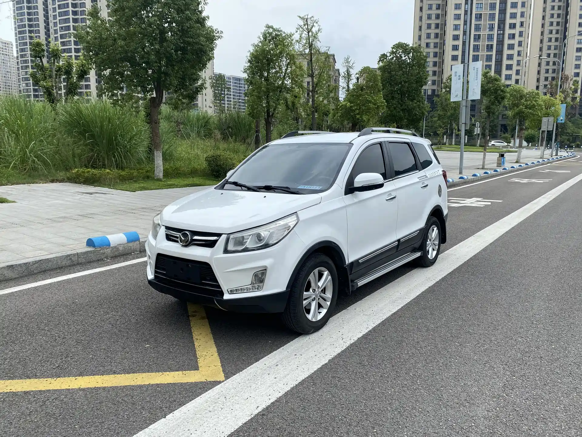 Фото 1 - BAIC Huansu S3