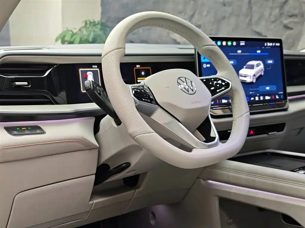 VOLKSWAGEN TOURANG
