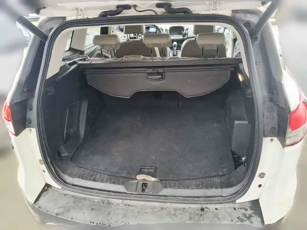 Фото 5 - Ford Kuga