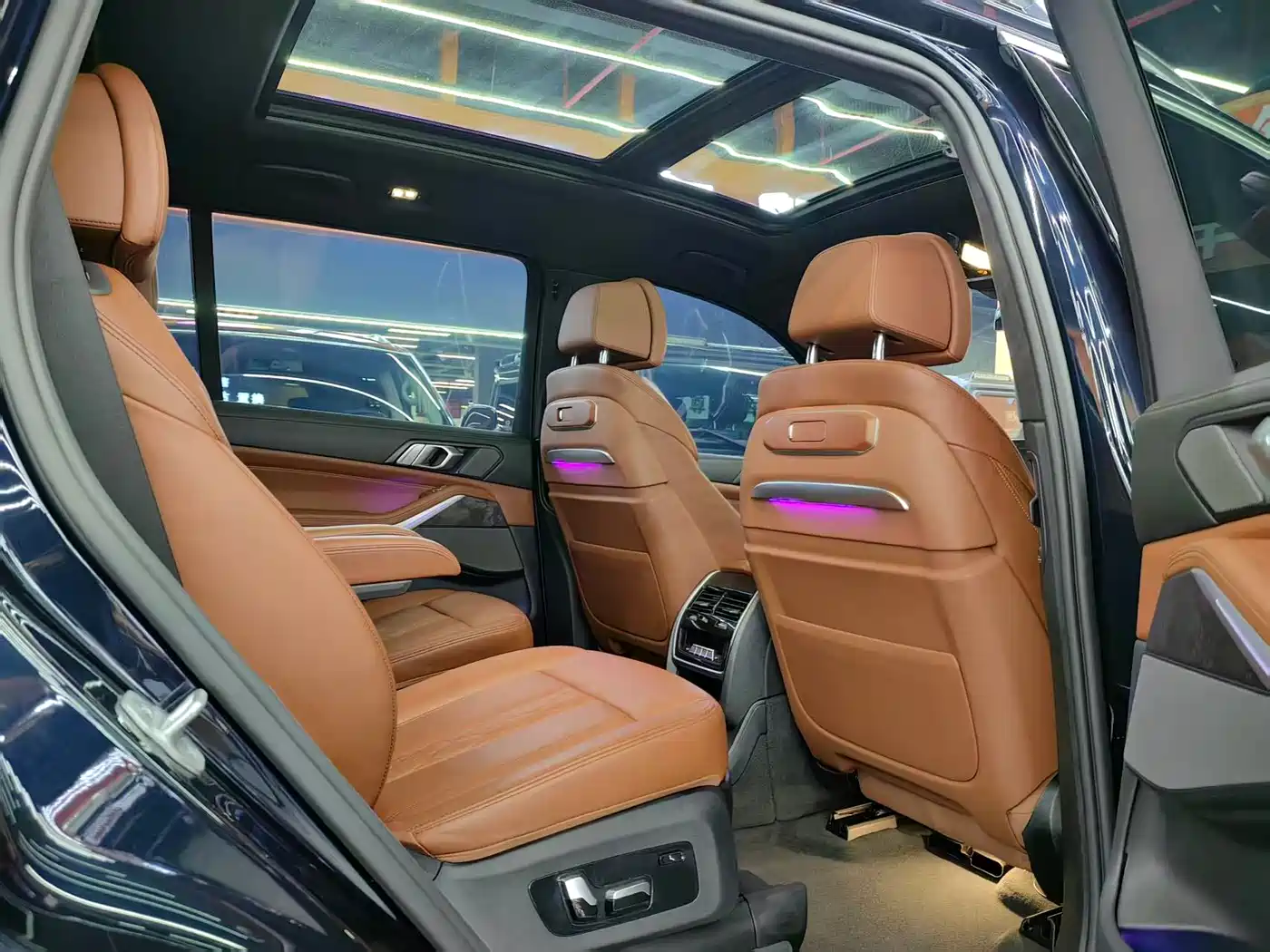 BMW X7 2023 xDrive40i Exclusive Luxury Package фото 15