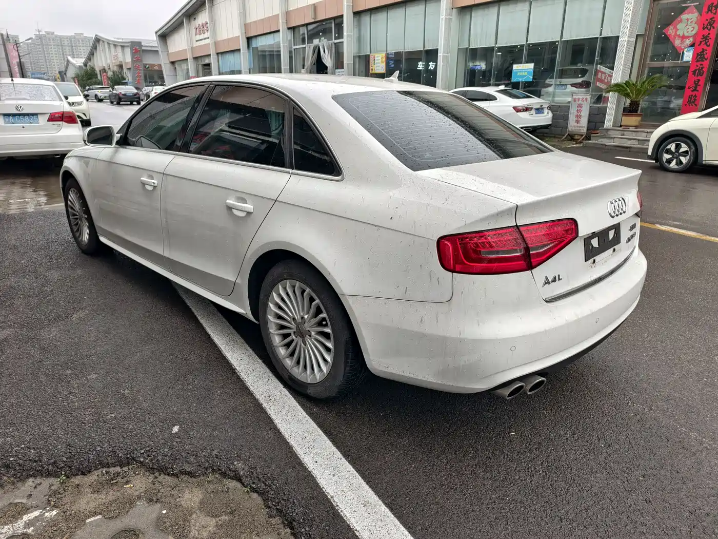 Audi A4L 2013 35 TFSI Automatic Luxury фото 8