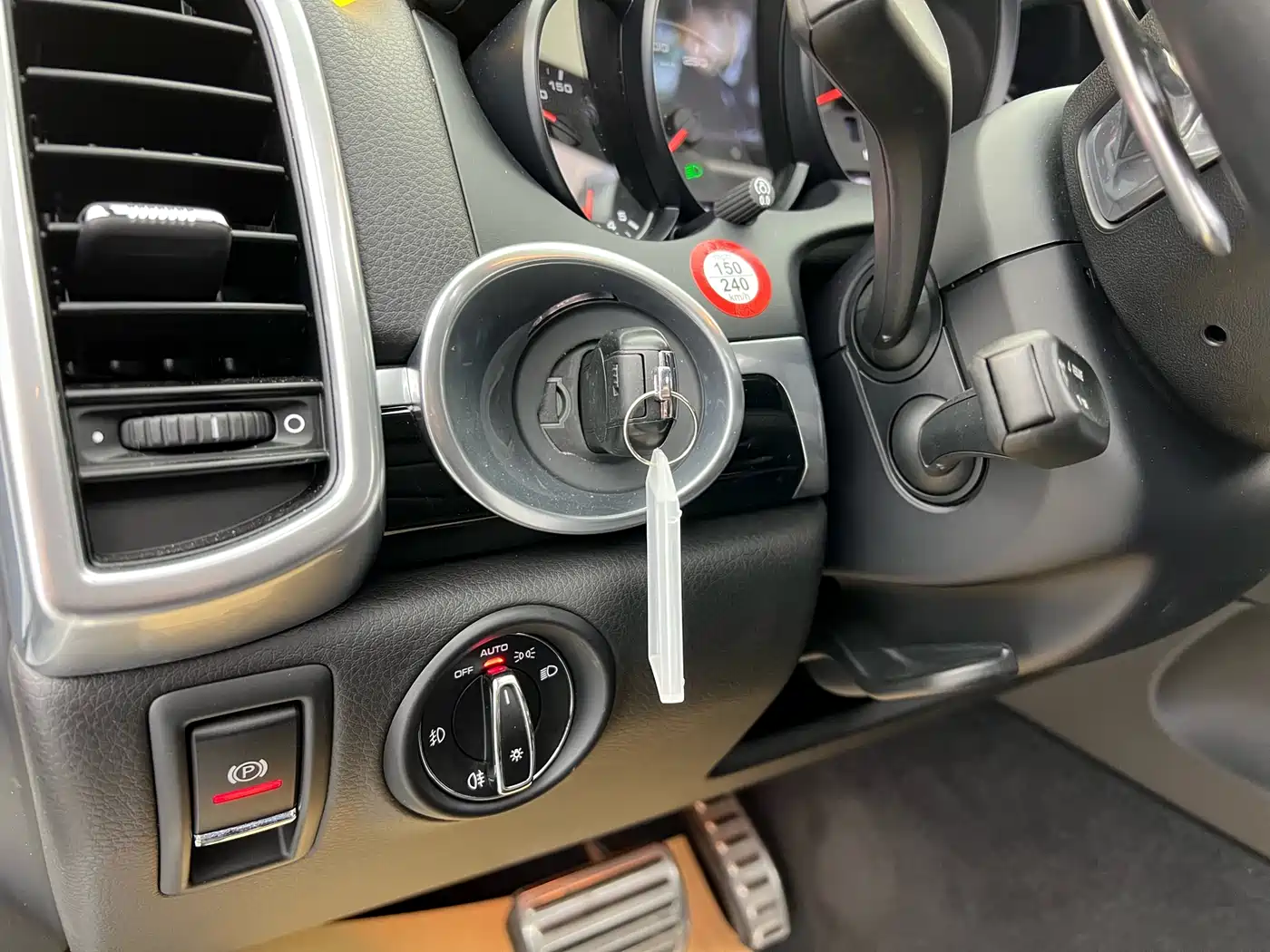 Porsche Cayenne 2016 Cayenne 3.0T фото 4